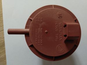 Mechanický presostat myček nádobí Electrolux AEG Zanussi - 1528189028 Electrolux - AEG / Zanussi náhradní díly