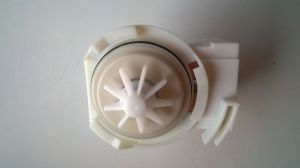 Čerpadlo vypouštěcí myček nádobí Whirlpool Indesit - 480140100575 Whirlpool / Indesit / Ariston náhradní díly
